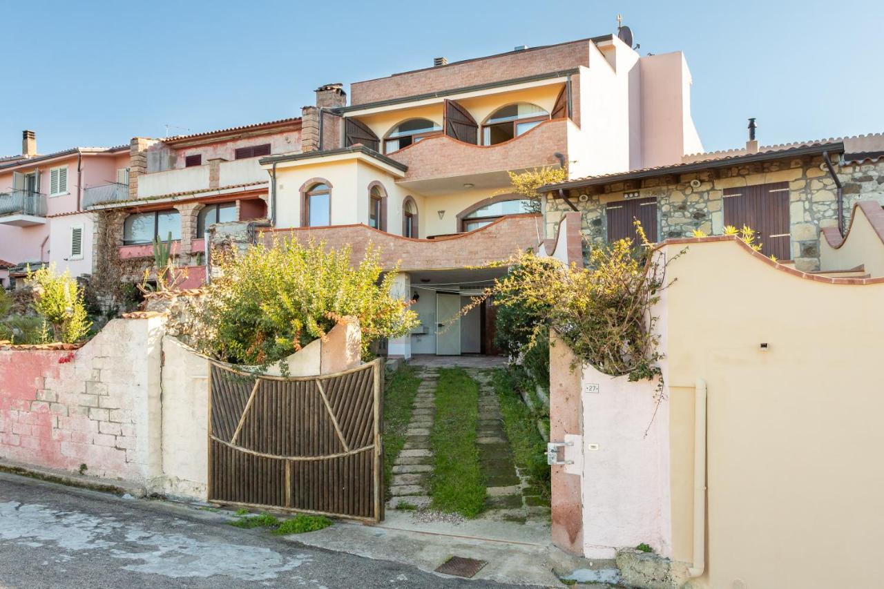 Casa Vista Mare Bosa/Magomadas מראה חיצוני תמונה