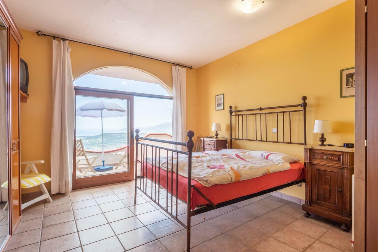 Casa Vista Mare Bosa/Magomadas מראה חיצוני תמונה
